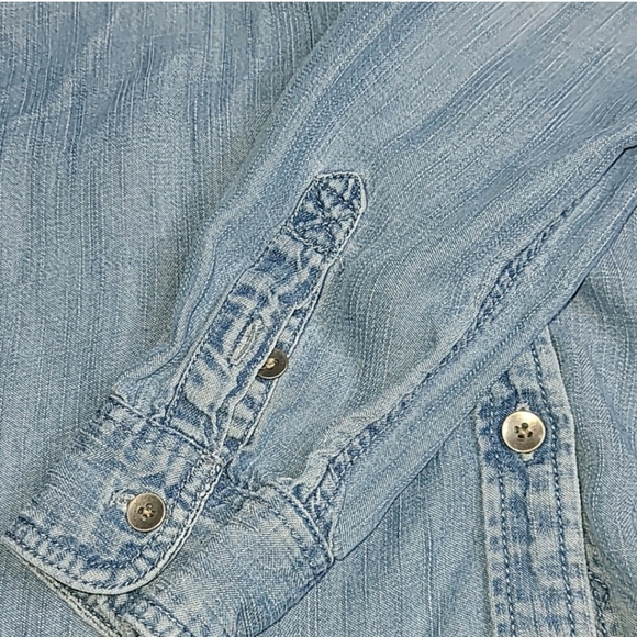 American Eagle Denim Button Down Shirt - Picture 3 of 5